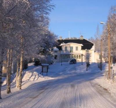 Bed and Breakfast Bredsjoe Gamla Herrgard White Dream Mansion Hallefors  Экстерьер фото